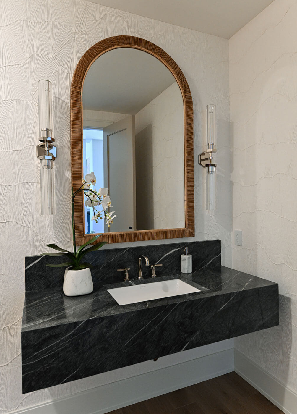 T & T Granite & Quartz project photo 5 — From Stone to Statement